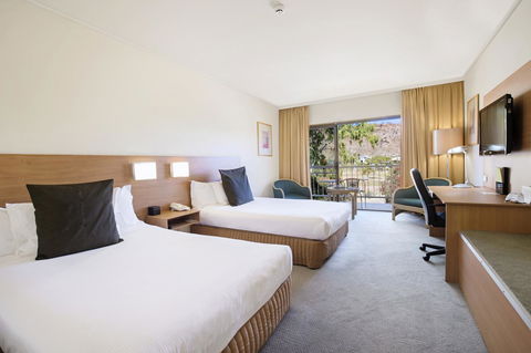 DoubleTree By Hilton Alice Springs - Tourism Hervey Bay 41