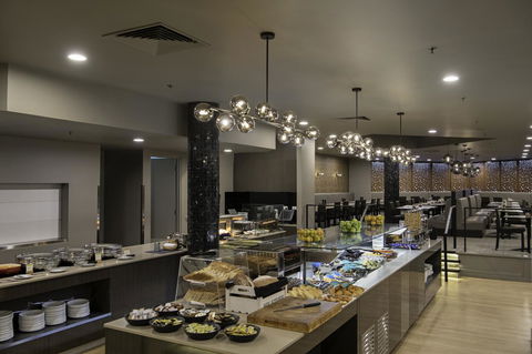 DoubleTree By Hilton Alice Springs - Tourism Hervey Bay 1