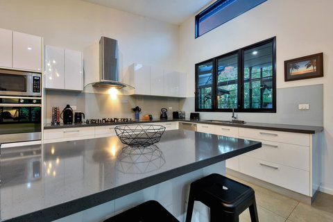 'Tropical Oasis - Darwin NT - Hervey Bay Accommodation 5