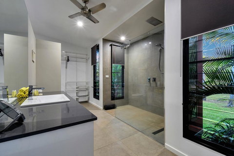 'Tropical Oasis - Darwin NT - Hervey Bay Accommodation 23