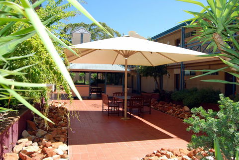 Stay At Alice Springs Hotel - Tourism Hervey Bay 8