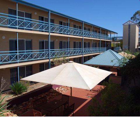 Stay At Alice Springs Hotel - Tourism Hervey Bay 11