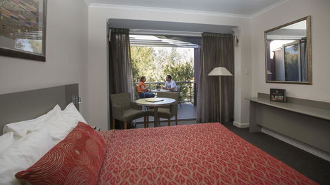 Stay At Alice Springs Hotel - Tourism Hervey Bay 2
