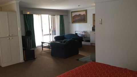 Stay At Alice Springs Hotel - Tourism Hervey Bay 21