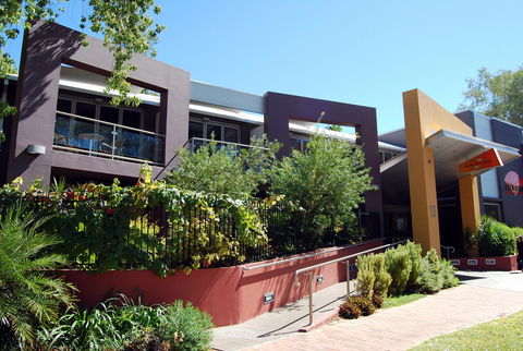 Stay At Alice Springs Hotel - Tourism Hervey Bay 0
