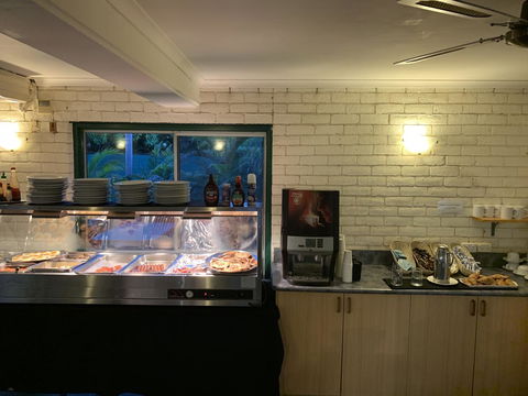 Pine Tree Motel - Hervey Bay Accommodation 10