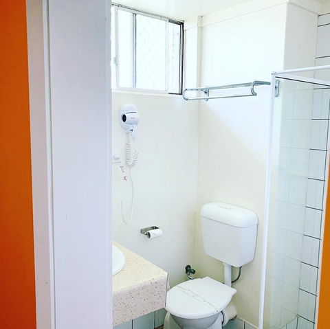 Pine Tree Motel - Hervey Bay Accommodation 35
