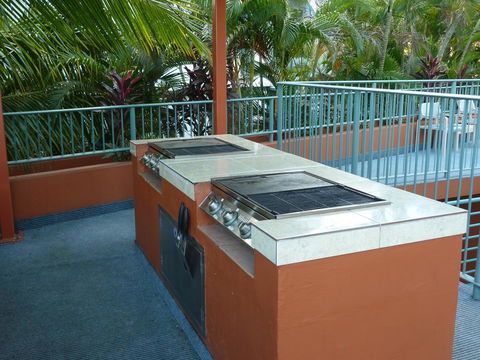 Cullen Bay Resorts - Tourism Hervey Bay 17
