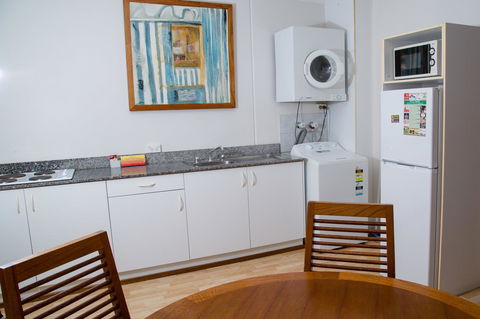 Cullen Bay Resorts - Tourism Hervey Bay 5
