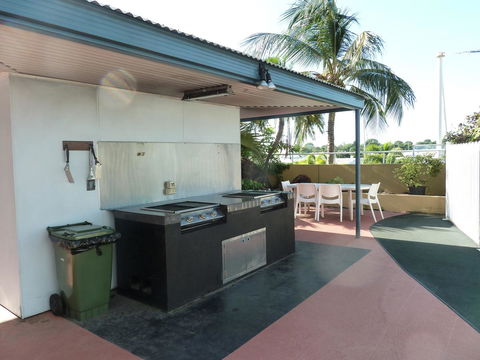 Cullen Bay Resorts - Tourism Hervey Bay 19