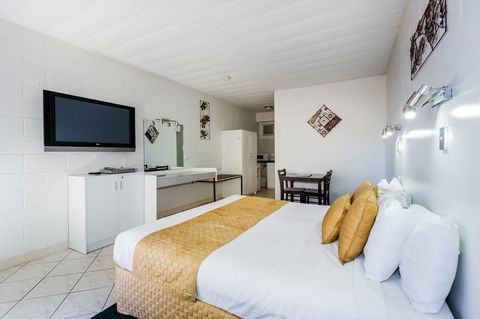 Elkira Court Motel - Hervey Bay Accommodation 8
