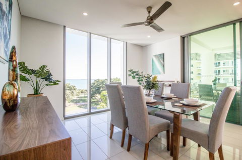 ZEN BY THE WATER - Esplanade Darwin Retreat - Hervey Bay Accommodation 25