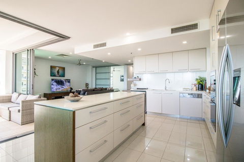 ZEN BY THE WATER - Esplanade Darwin Retreat - Hervey Bay Accommodation 29