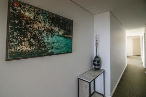 ZEN BY THE WATER - Esplanade Darwin Retreat - Hervey Bay Accommodation 37