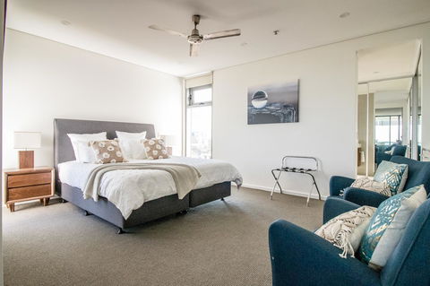 ZEN BY THE WATER - Esplanade Darwin Retreat - Hervey Bay Accommodation 8