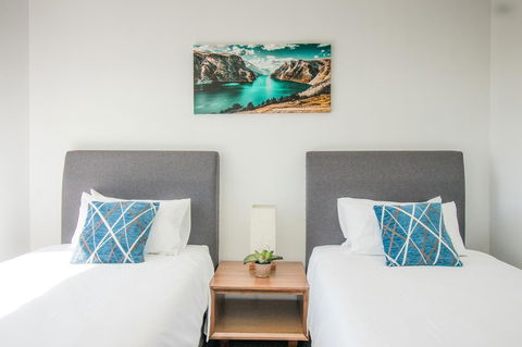 ZEN BY THE WATER - Esplanade Darwin Retreat - Hervey Bay Accommodation 17
