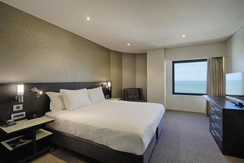 Hilton Darwin - Hervey Bay Accommodation 13