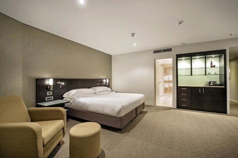 Hilton Darwin - Hervey Bay Accommodation 34