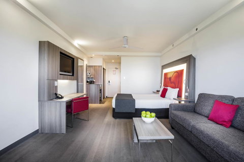 Novotel Darwin CBD - Hervey Bay Accommodation 9