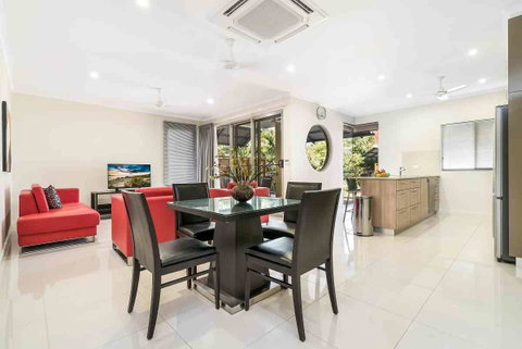 Elsey On Parap - Hervey Bay Accommodation 3