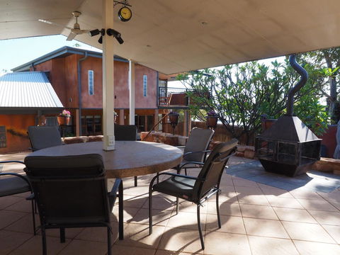Wilmots On Dixon - Tourism Hervey Bay 1