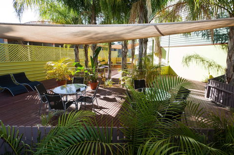Alice On Todd Apartments - Hervey Bay Accommodation 4