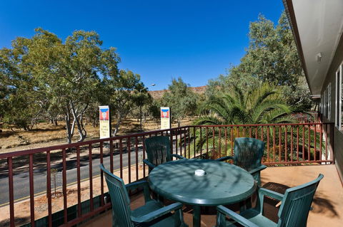 Alice On Todd Apartments - Hervey Bay Accommodation 2