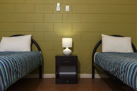 Discovery Resorts - Kings Canyon - Hervey Bay Accommodation 32