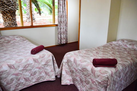 Erldunda Desert Oaks Resort - Hervey Bay Accommodation 43
