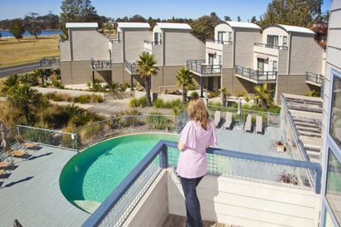 Corrigans Cove - Hervey Bay Accommodation 12