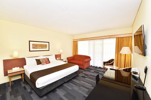 Mercure Alice Springs Resort - Hervey Bay Accommodation 5