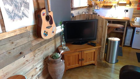 Alice\'s Secret Travellers Inn - Tourism Hervey Bay 9