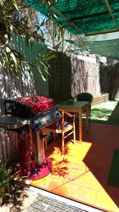 Alice\'s Secret Travellers Inn - Tourism Hervey Bay 5