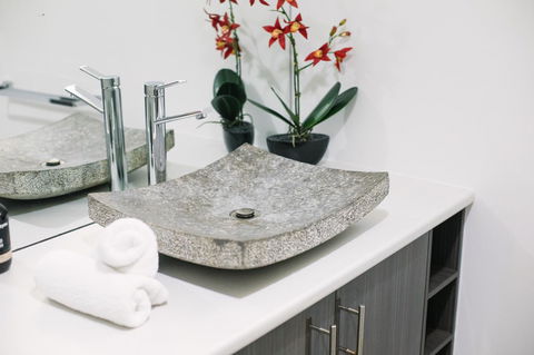 CitySide Apartment - 2 Bedroom With Private Courtyard - Tourism Hervey Bay 19