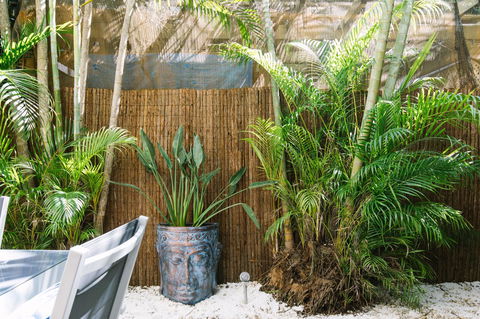 CitySide Apartment - 2 Bedroom With Private Courtyard - Tourism Hervey Bay 11