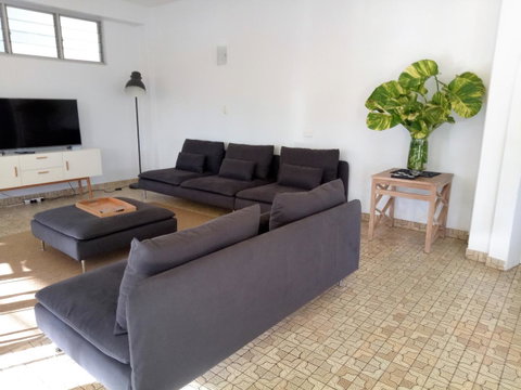 Arafura Blue - Hervey Bay Accommodation 1