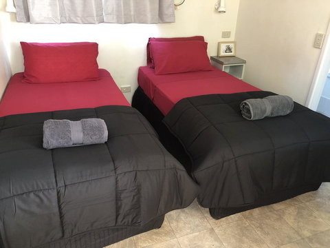 Mataranka Roadhouse - Hervey Bay Accommodation 7