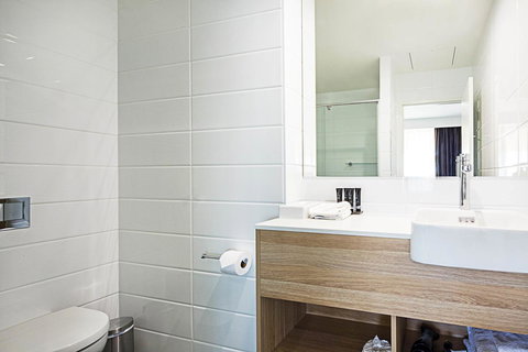 Mantra MacArthur Hotel - Tourism Hervey Bay 17