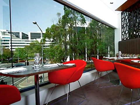 Novotel Canberra - Tourism Hervey Bay 14