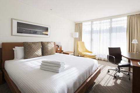 Novotel Canberra - Tourism Hervey Bay 15