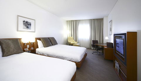 Novotel Canberra - Tourism Hervey Bay 19