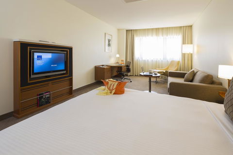 Novotel Canberra - Tourism Hervey Bay 23