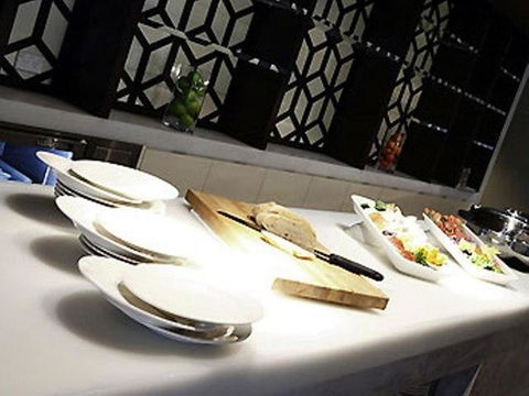 Novotel Canberra - Tourism Hervey Bay 30