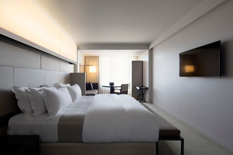 Hotel Realm - Tourism Hervey Bay 0