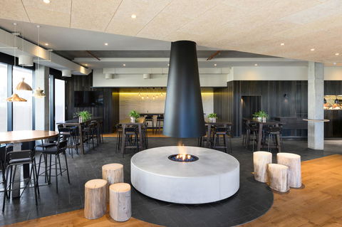 Hotel Realm - Tourism Hervey Bay 3