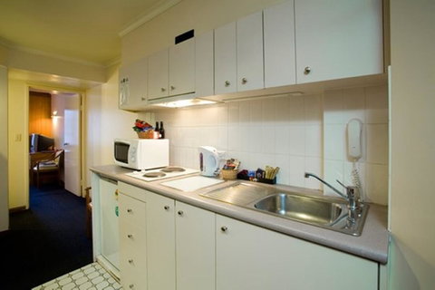 Madison Capital Executive Apartments - Hervey Bay Accommodation 5
