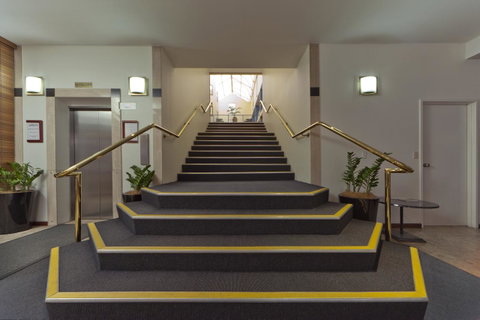 Madison Capital Executive Apartments - Hervey Bay Accommodation 9