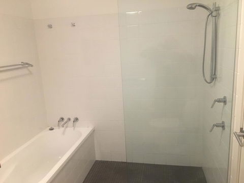 Lennox Holiday Apartments - Tourism Hervey Bay 29