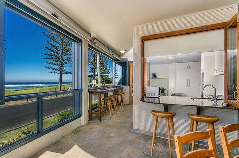 Lennox Holiday Apartments - Tourism Hervey Bay 32