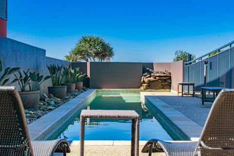 Lennox Holiday Apartments - Tourism Hervey Bay 3